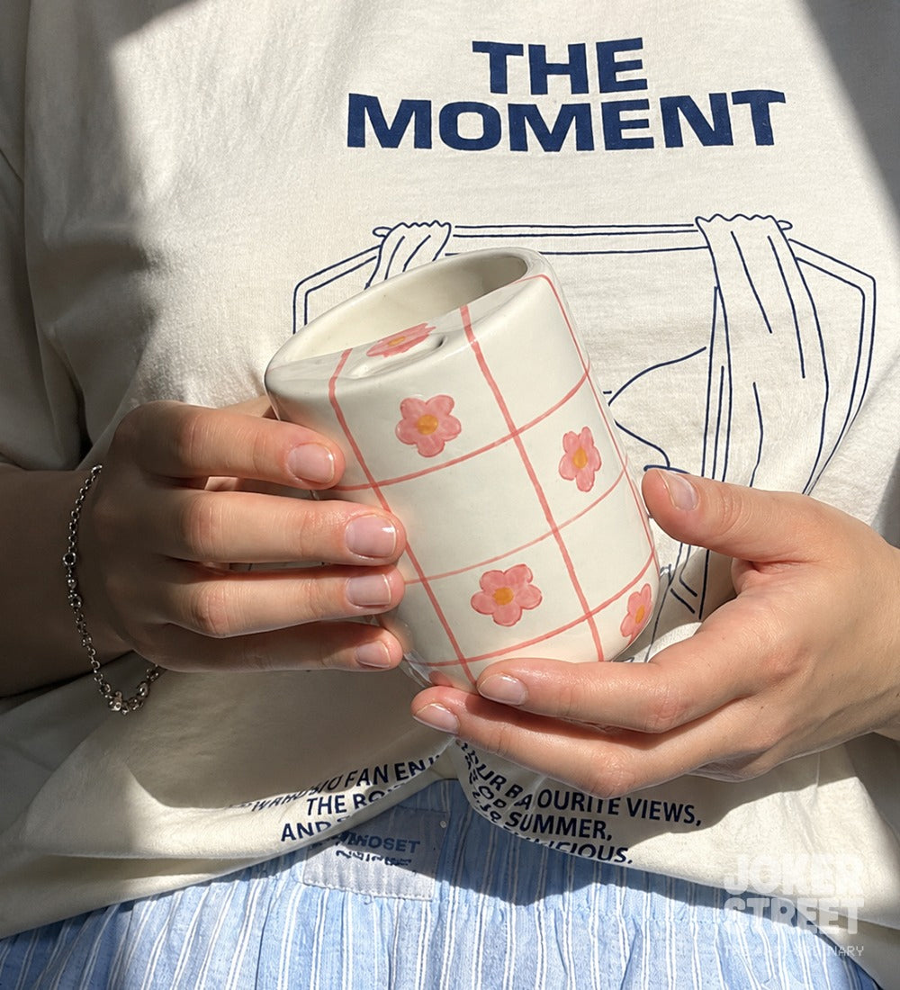 Daisy Check Sipper