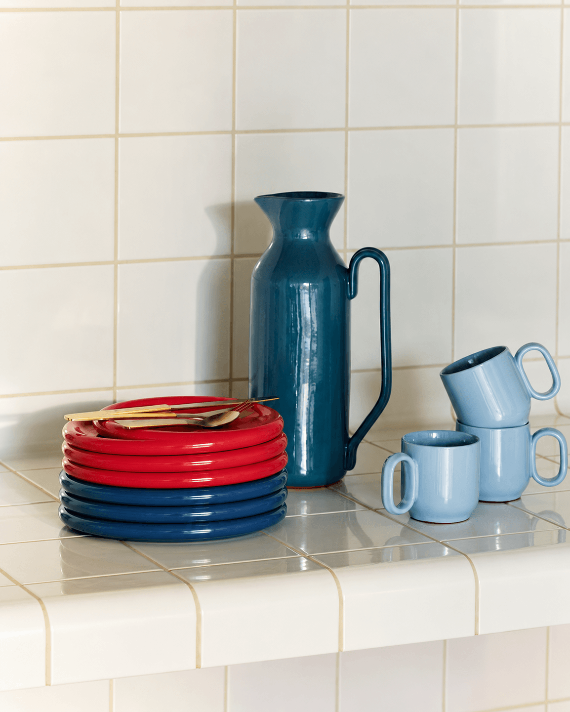 The Color Pop Plate Set ( Blue & Red)
