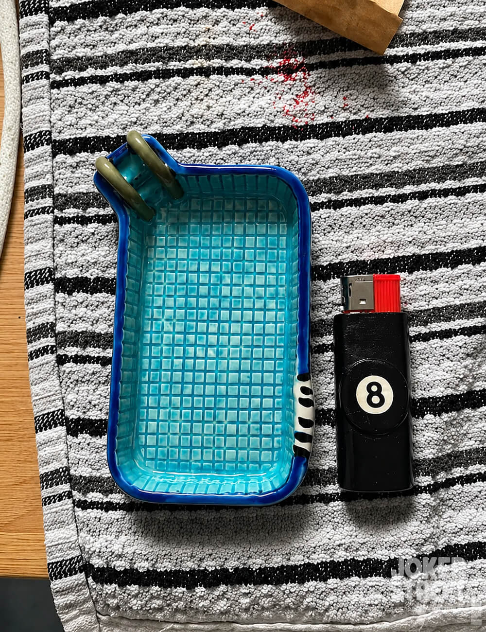 THE POOLSIDE TRAY